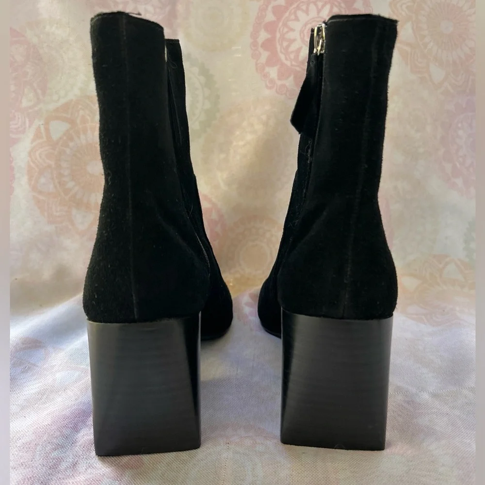 Blondo Salome Black Size 9 Booties Waterproof Suede Stacked Heel Ankle Boots